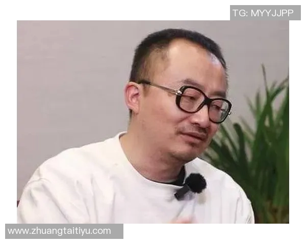 杨磊专访：从青涩少年到足球明星的成长之路回顾